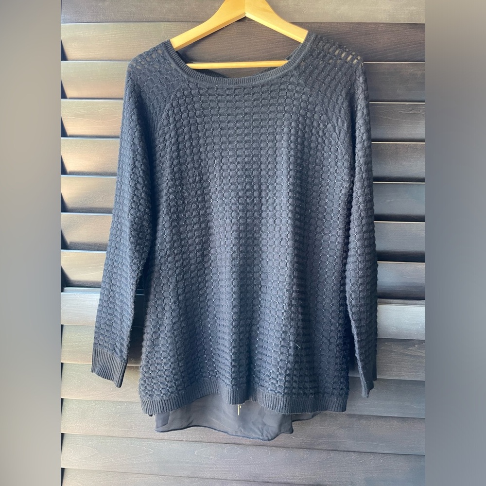 Peck & Peck Black M Sweater Sheer Underlay Back Zip Gold Hardware Textured knit